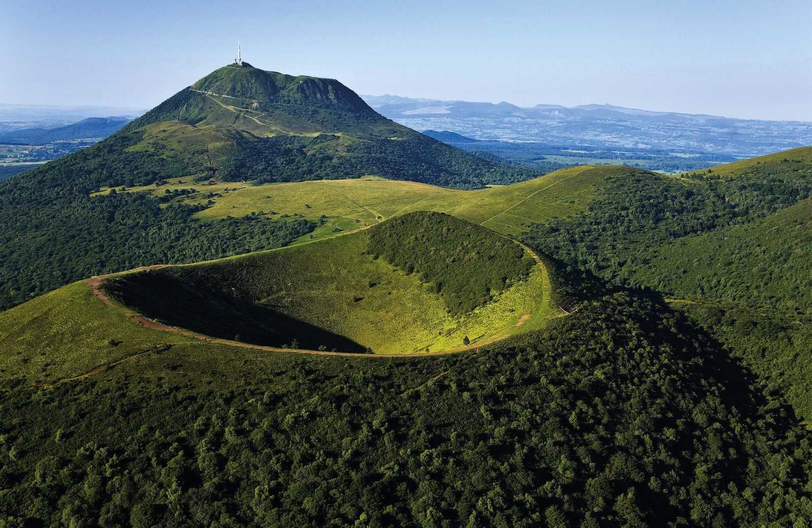 Le Puy-de-dôme, une balade au sommet